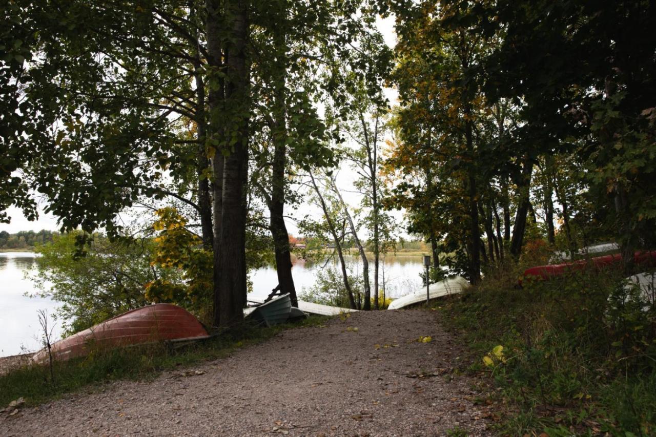 Villa Jupperi Espoossa Экстерьер фото